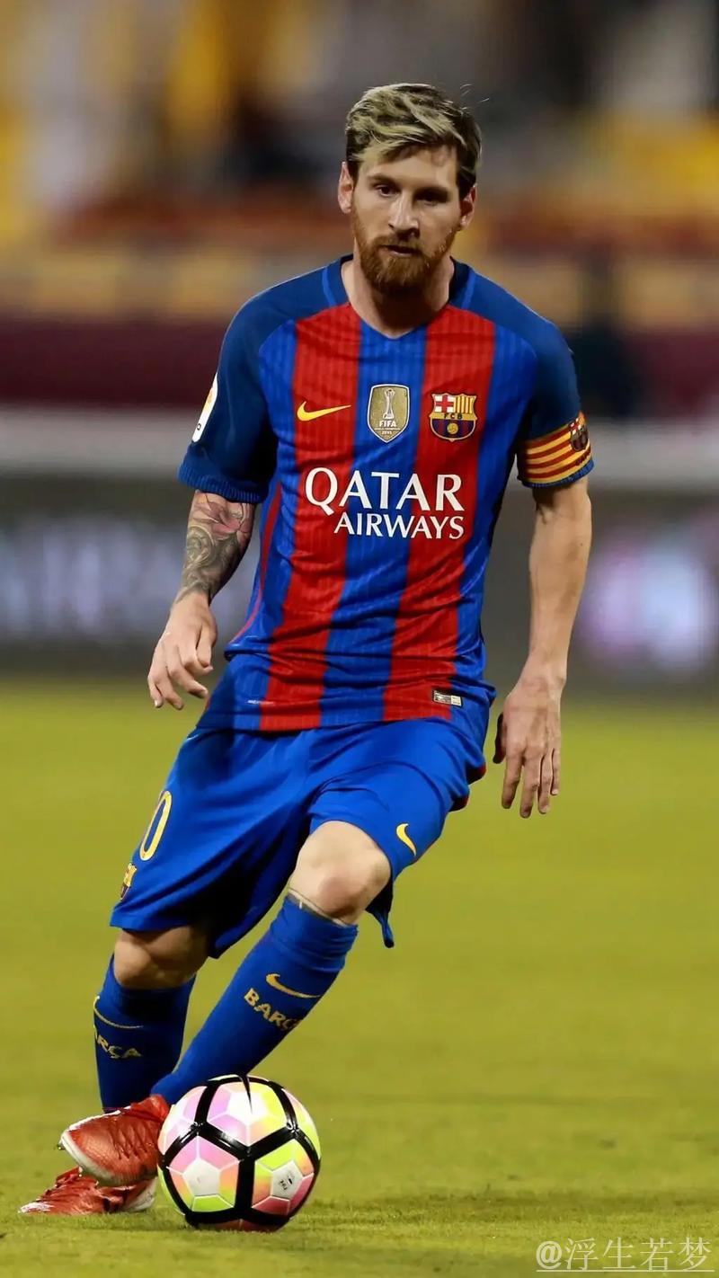 梅西闪电破门！小角度世界波创7项纪录，苏亚雷斯献关键助攻