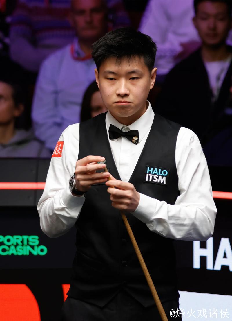 赵心童惜败马奎尔 止步斯诺克武汉公开赛32强