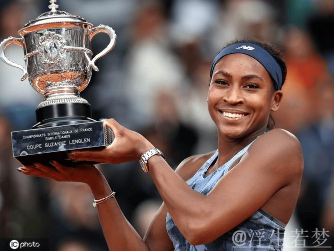 高芙力克萨巴伦卡 首次问鼎法网女单桂冠