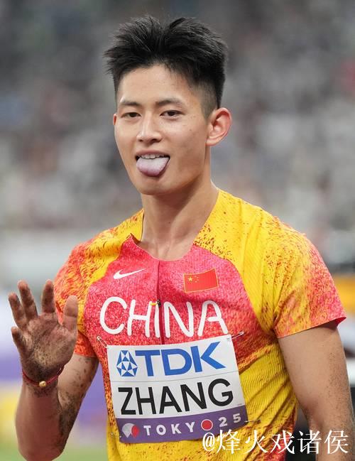 精益求精防伤病 张溟鲲稳中求远跳 精益求精防伤病 张溟鲲稳中求远跳